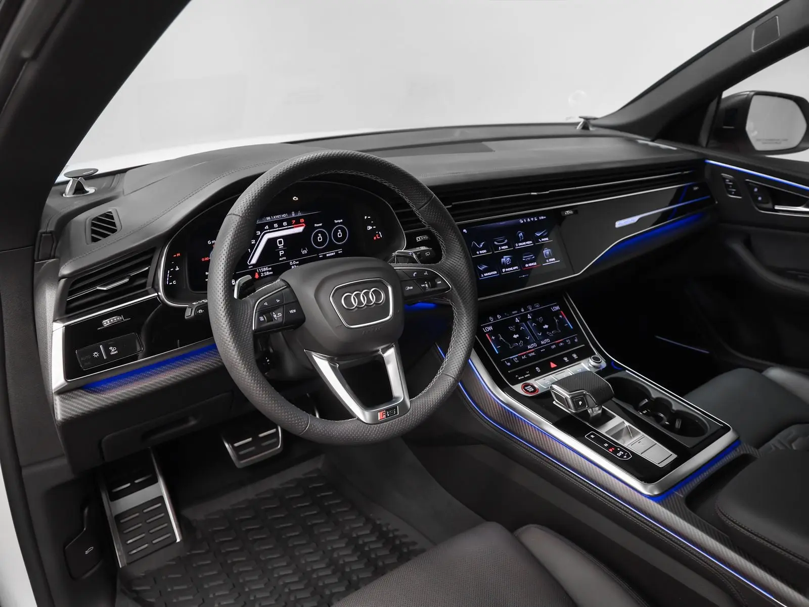 2026 Audi RS Q8 Base photo 4