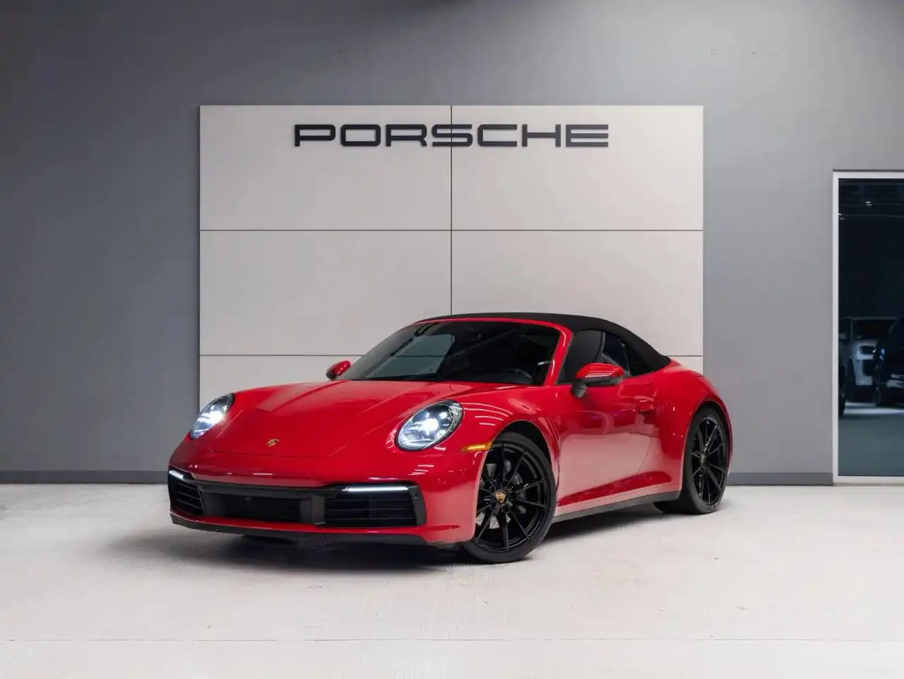 2022 Porsche 911 Carrera 4 Cabriolet's photo