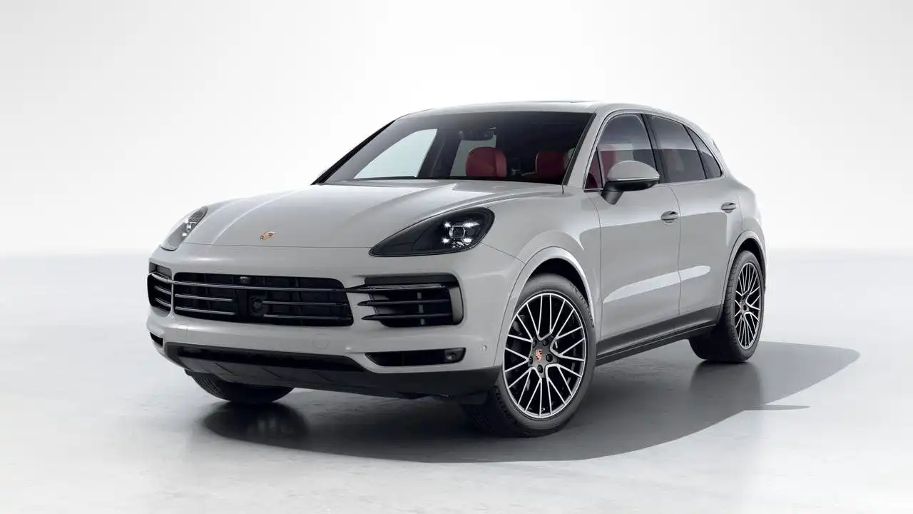 2023 Porsche Cayenne Platinum Edition's photo