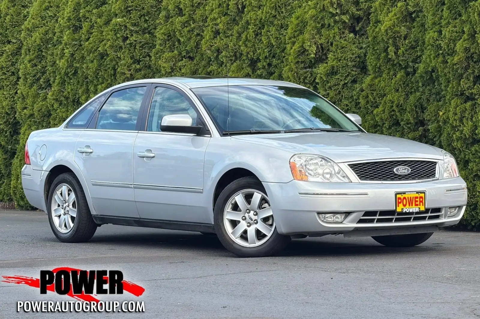 2005 Ford Five Hundred SEL's photo