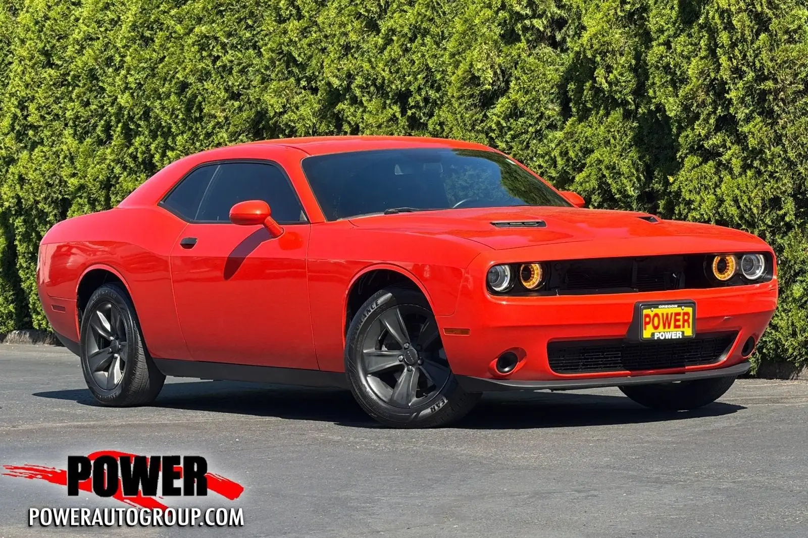 2017 Dodge Challenger SXT photo 1