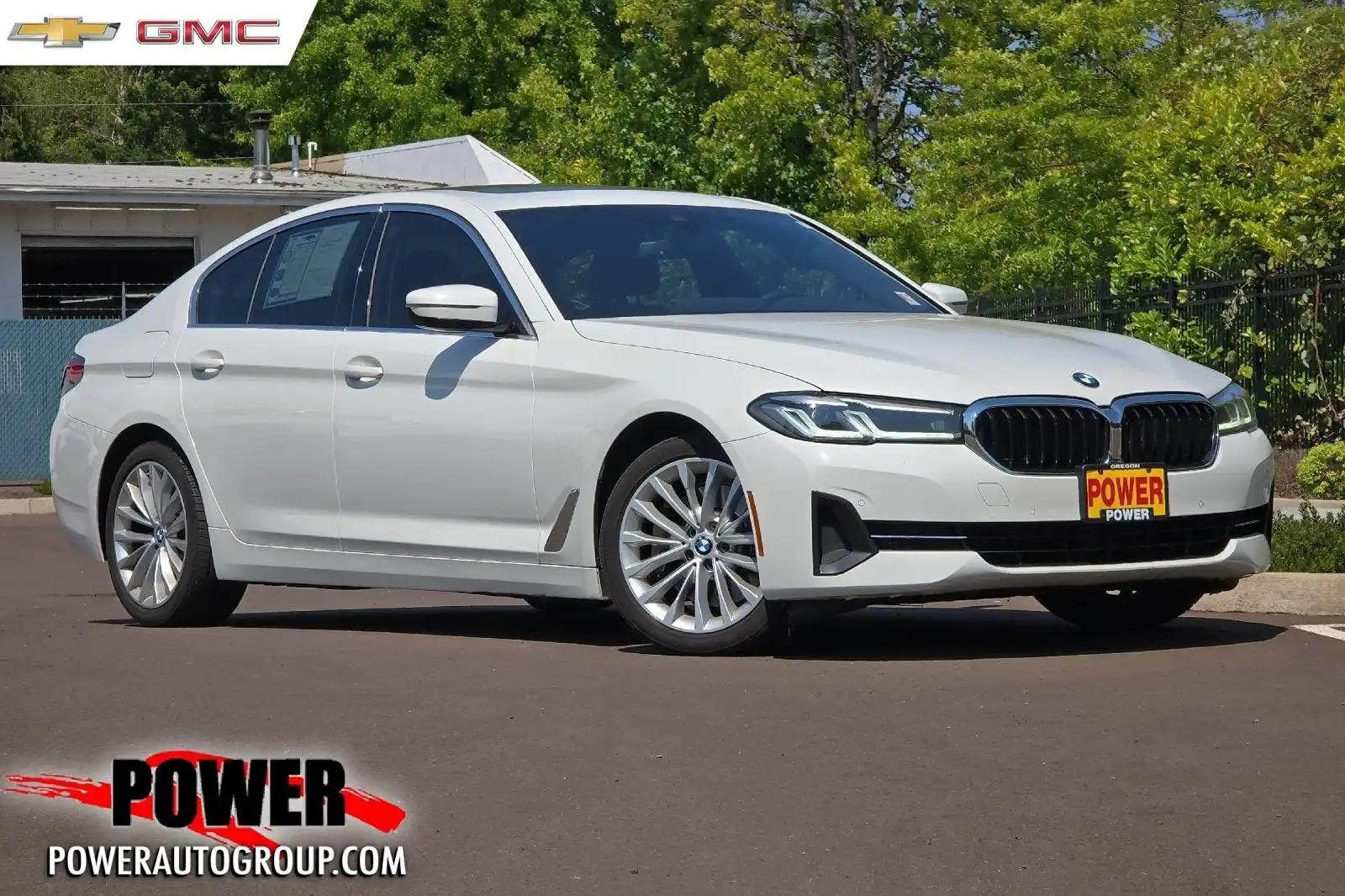 2021 BMW 5 Series 530i xDrive Sedan's photo