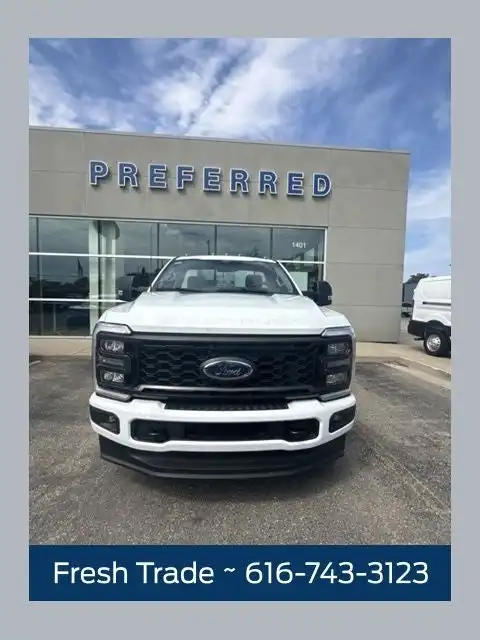 2025 Ford F-250 XL 4WD Regular Cab 8' Box's photo