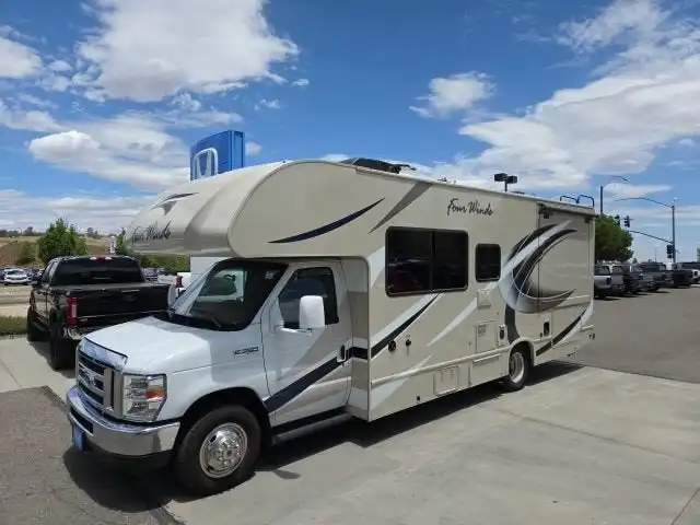 2017 Ford E-Series SRW E-350 Super Duty 138 in WB's photo