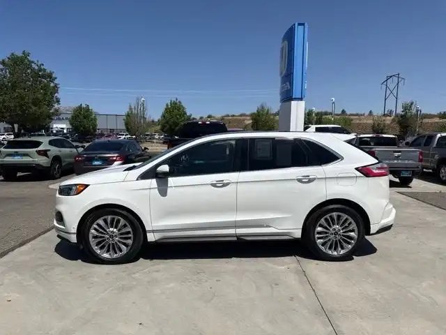 2020 Ford Edge Titanium AWD's photo