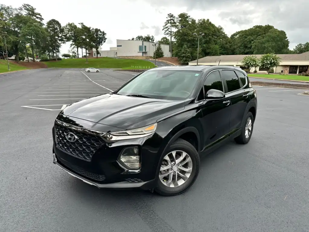 2019 Hyundai Santa Fe 2.4 SE's photo