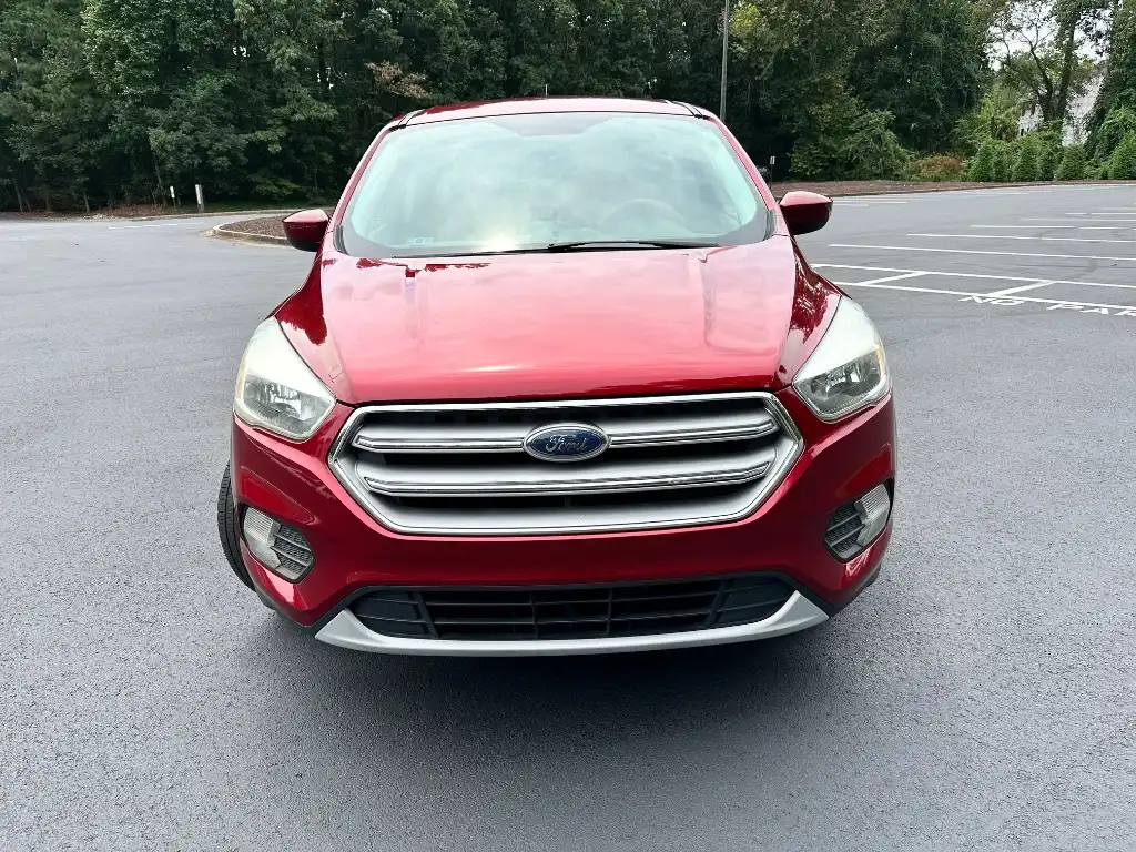 2017 Ford Escape SE's photo