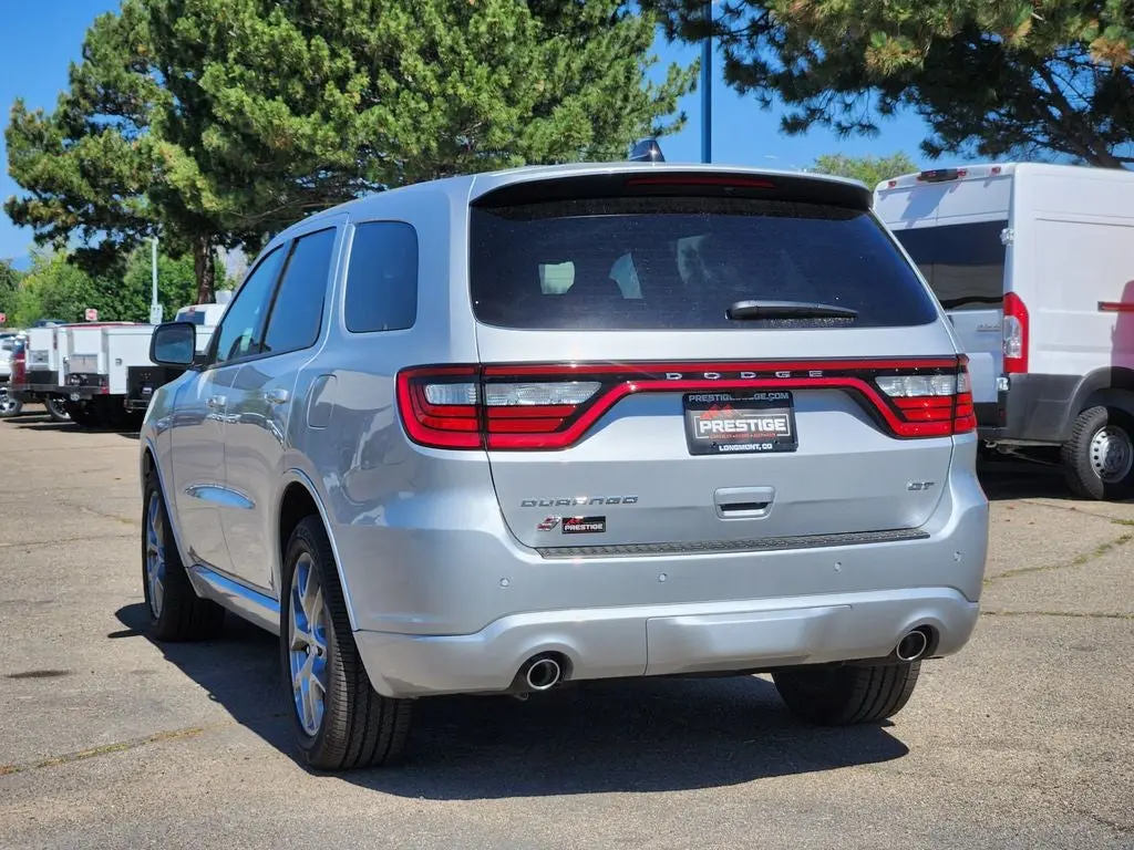 2026 Dodge Durango GT HEMI V8 AWD photo 3