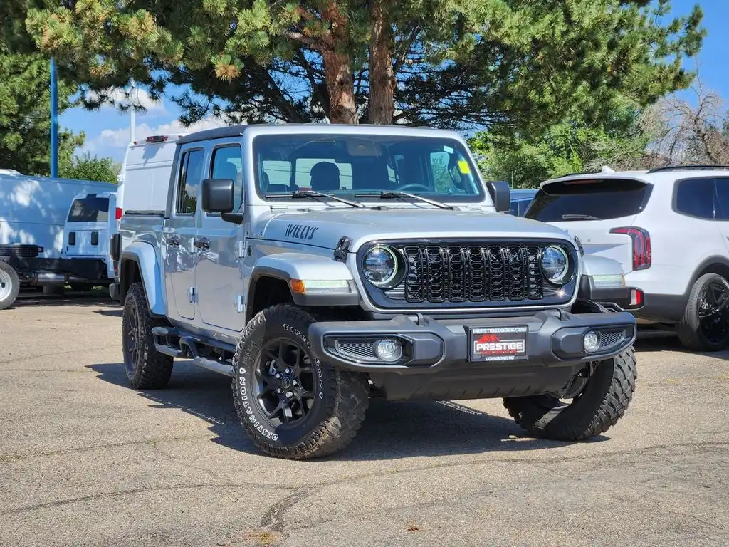 2024 Jeep Gladiator Willys's photo