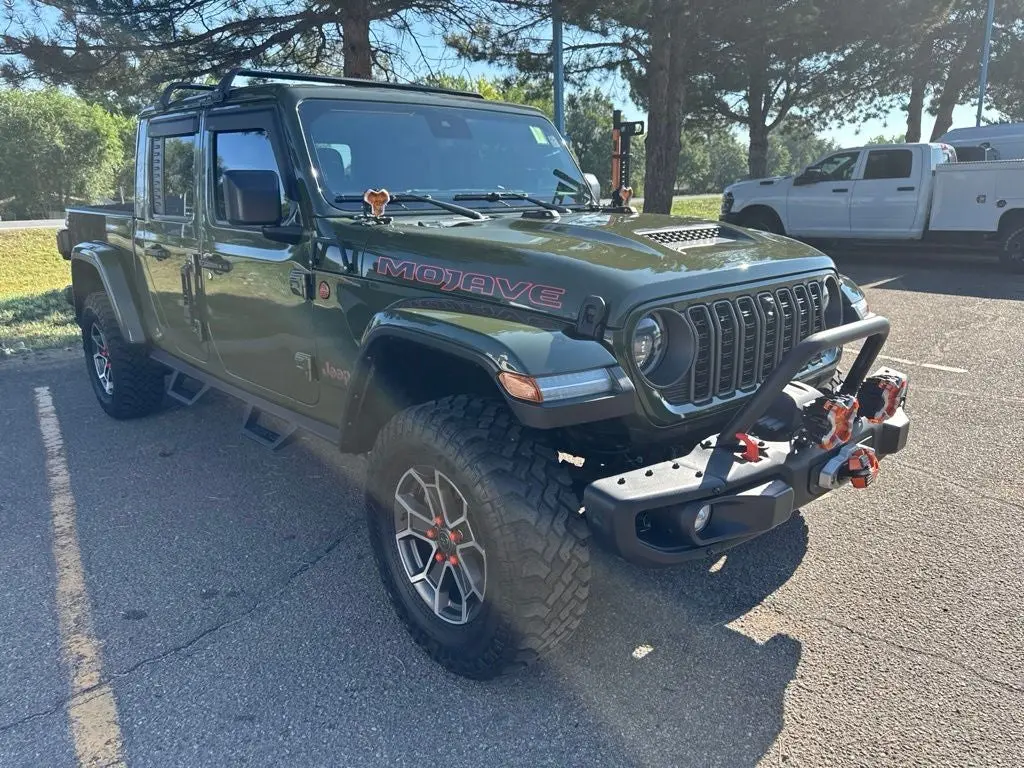 2024 Jeep Gladiator Mojave X photo 5
