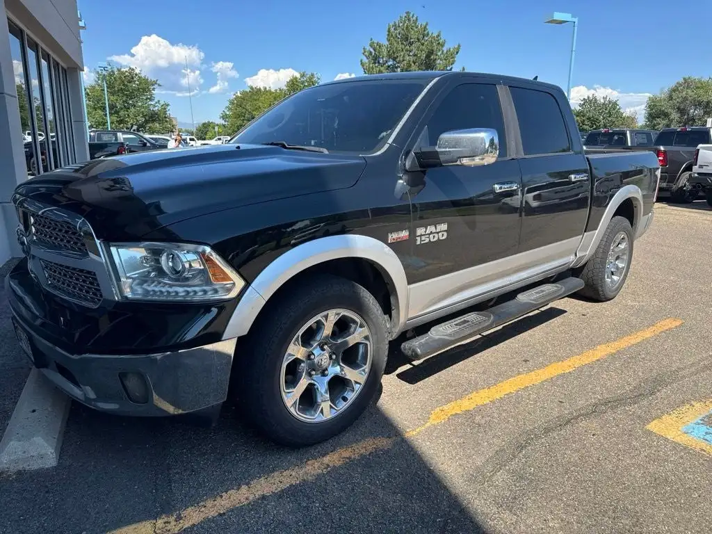 2016 RAM 1500 Laramie 4x4 Crew Cab 5'7's photo