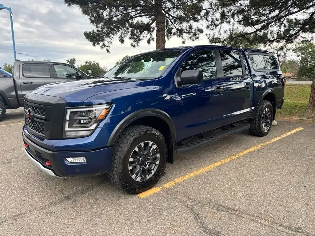 2024 Nissan Titan PRO-4X 4X4 Crew Cab's photo