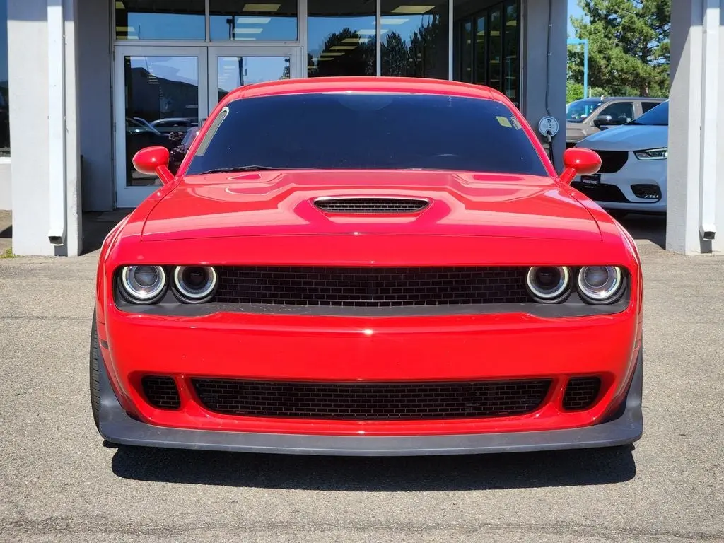 2016 Dodge Challenger SRT 392 photo 5