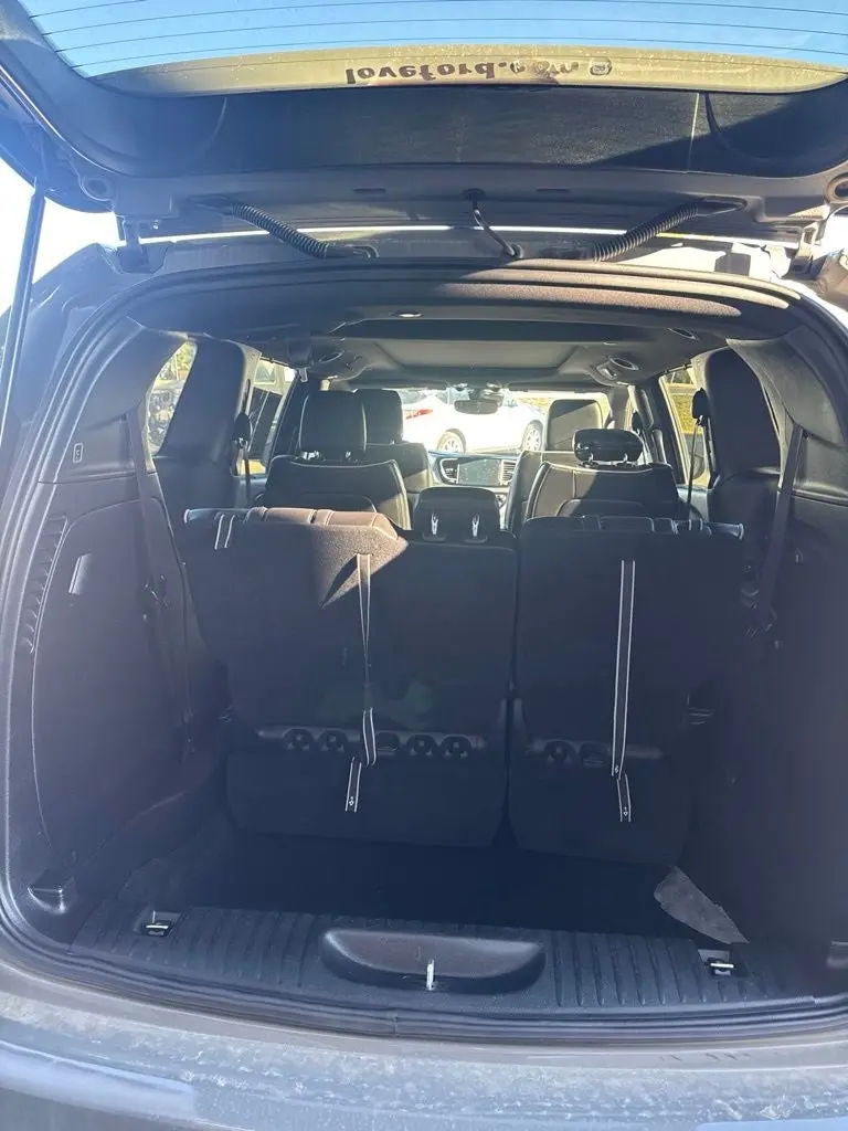 2025 Chrysler Pacifica Limited photo 4