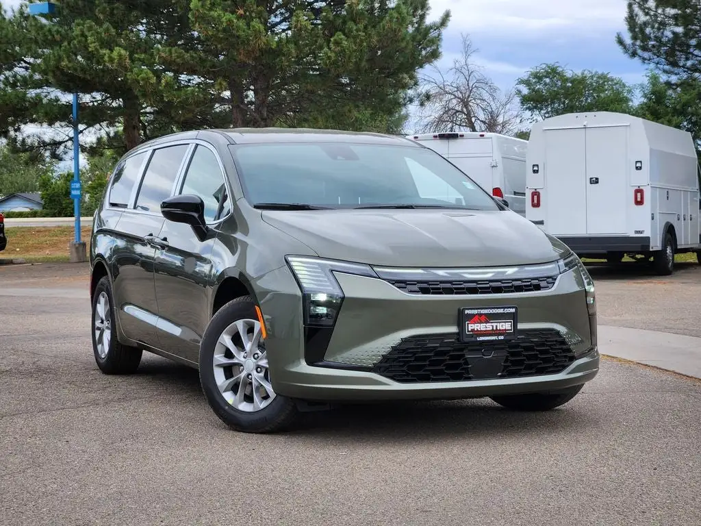 2027 Chrysler Pacifica Select AWD's photo