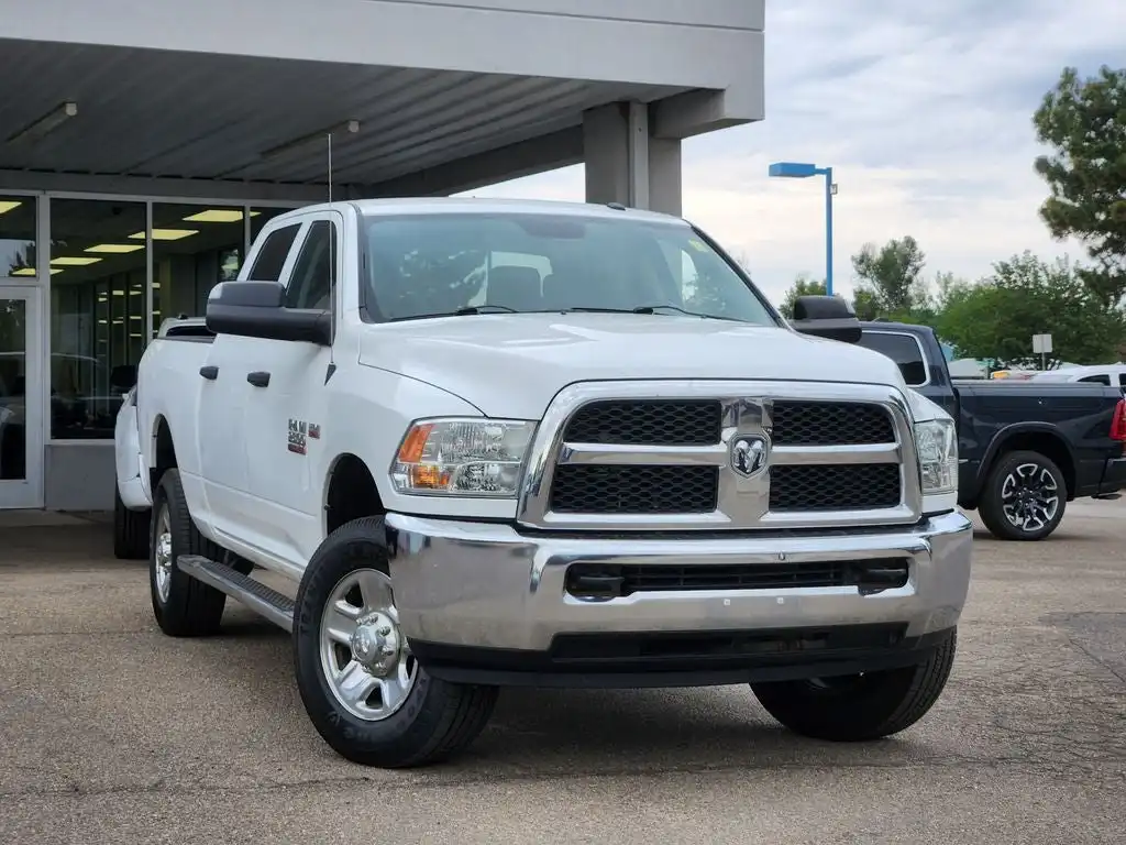 2014 RAM 2500 Tradesman 4X4 Crew Cab SWB's photo