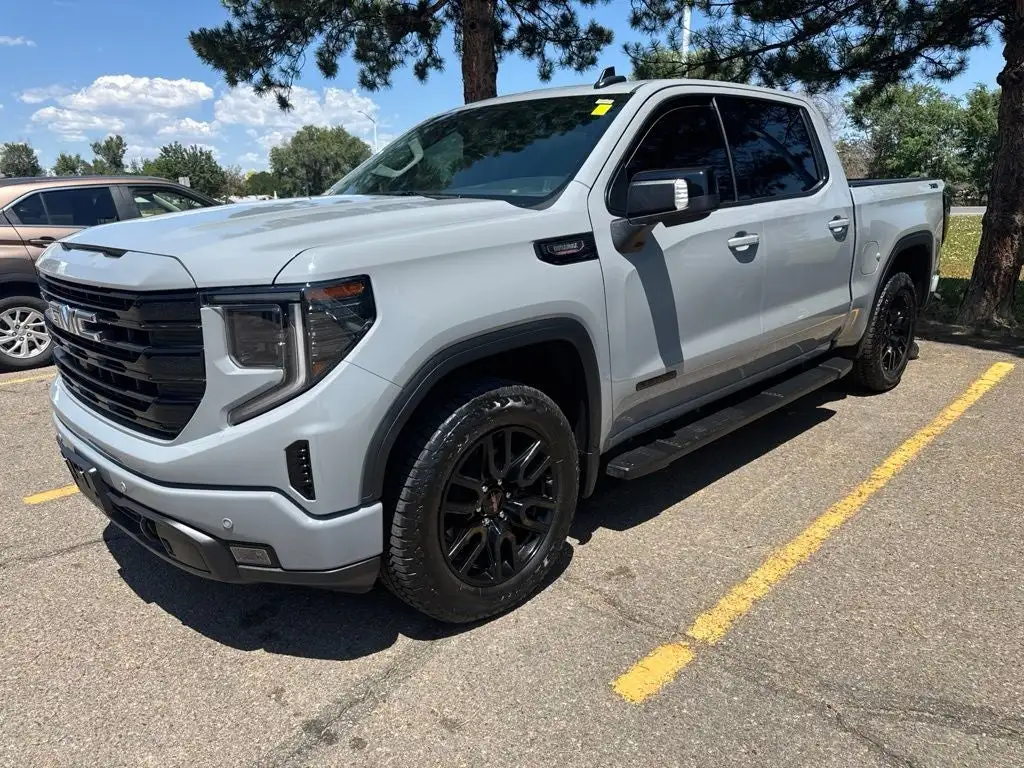2024 GMC Sierra 4WD Crew Cab Standard Box Elevation's photo