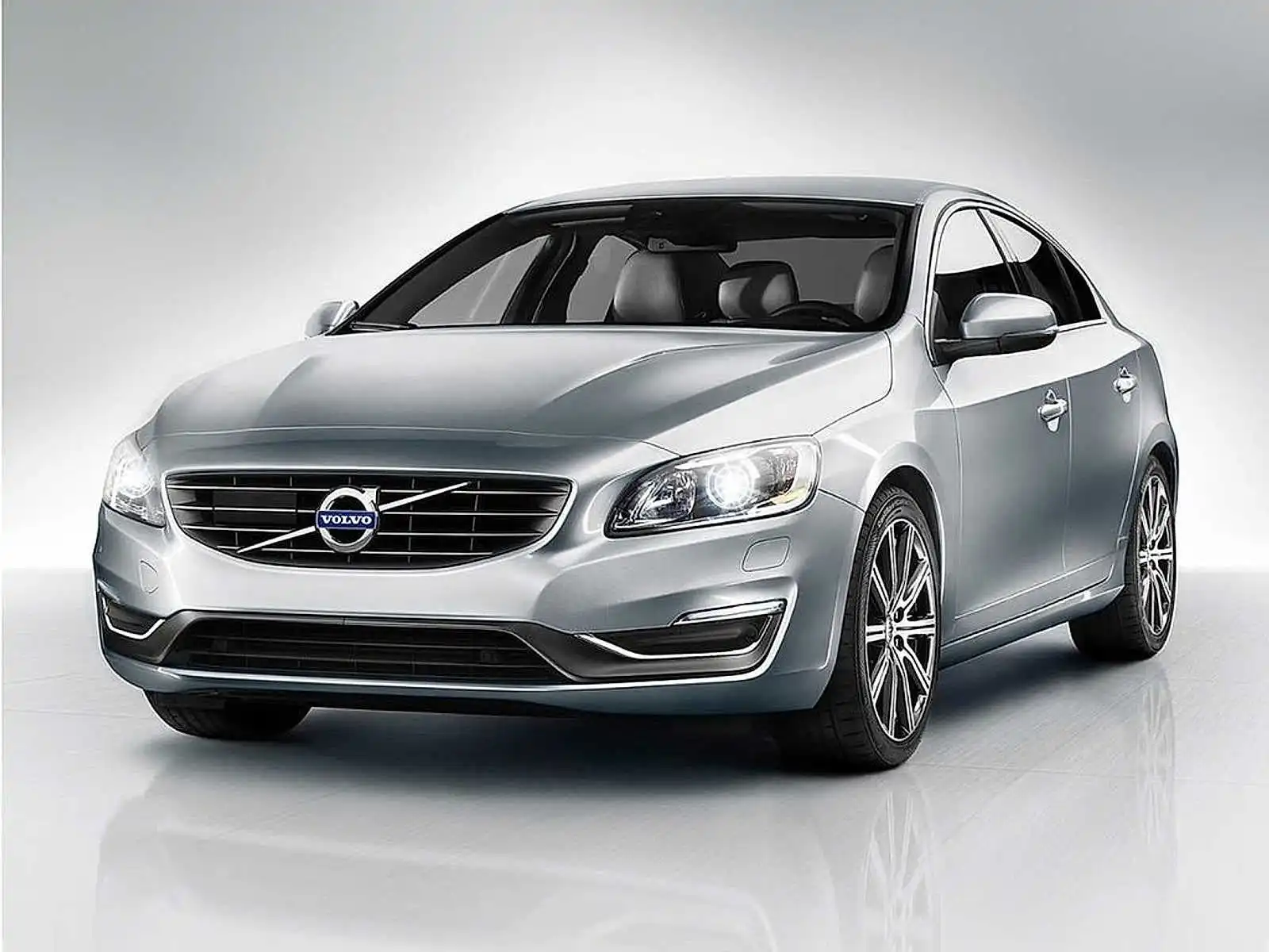 2015 Volvo S60 T5 Drive-E FWD Premier's photo