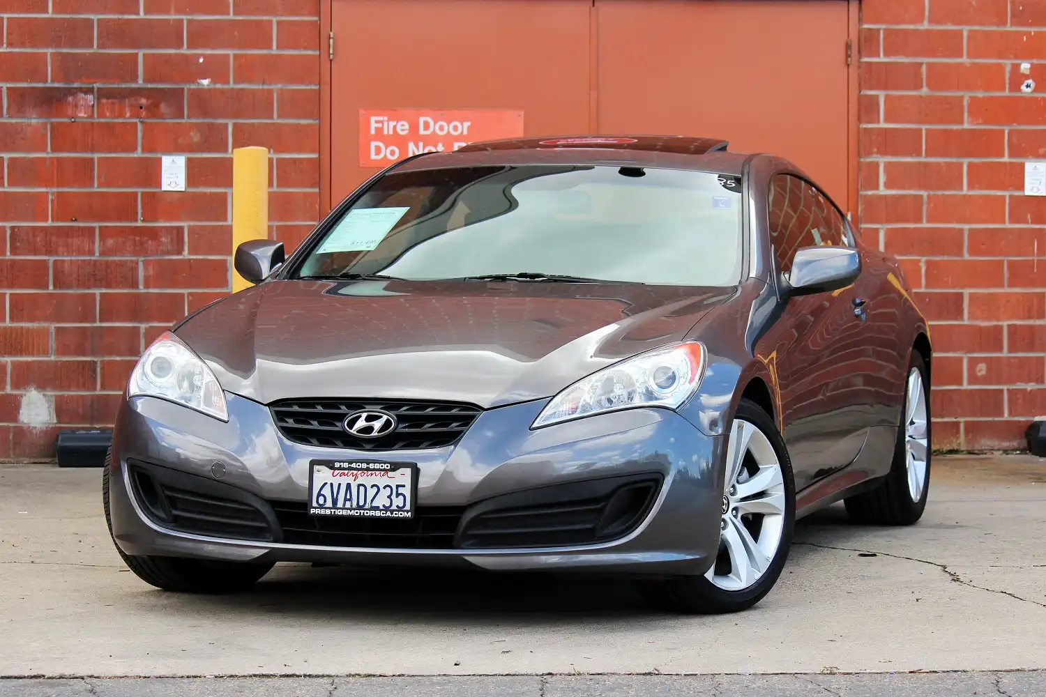 2012 Hyundai Genesis Coupe 2.0T Premium 5-Speed A/T's photo