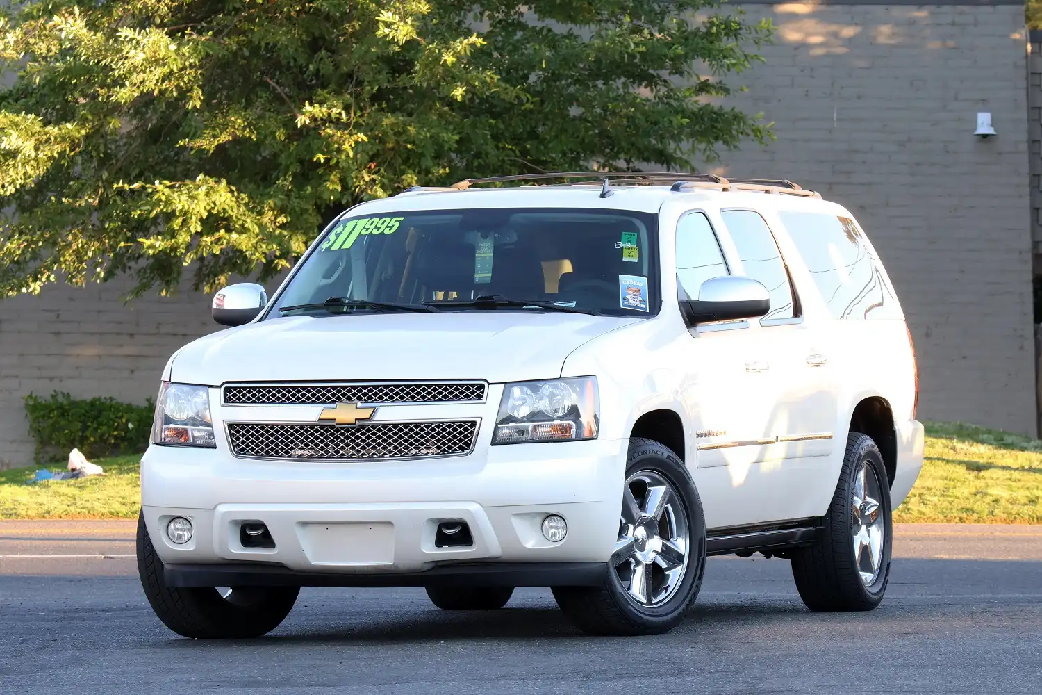 2013 Chevrolet Suburban 4WD 1500 LTZ's photo