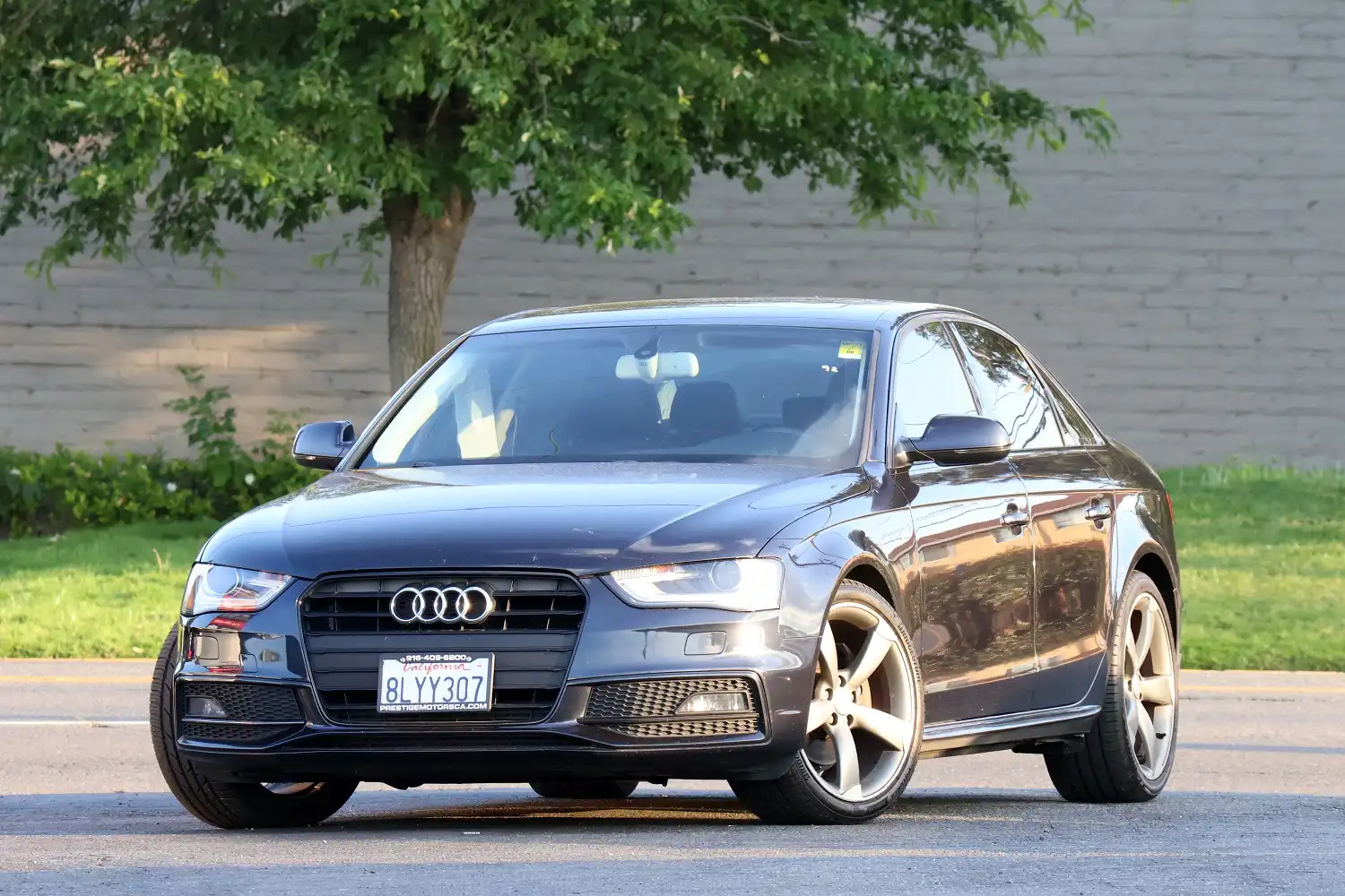 2014 Audi A4 2.0T FWD multitronic Premium's photo