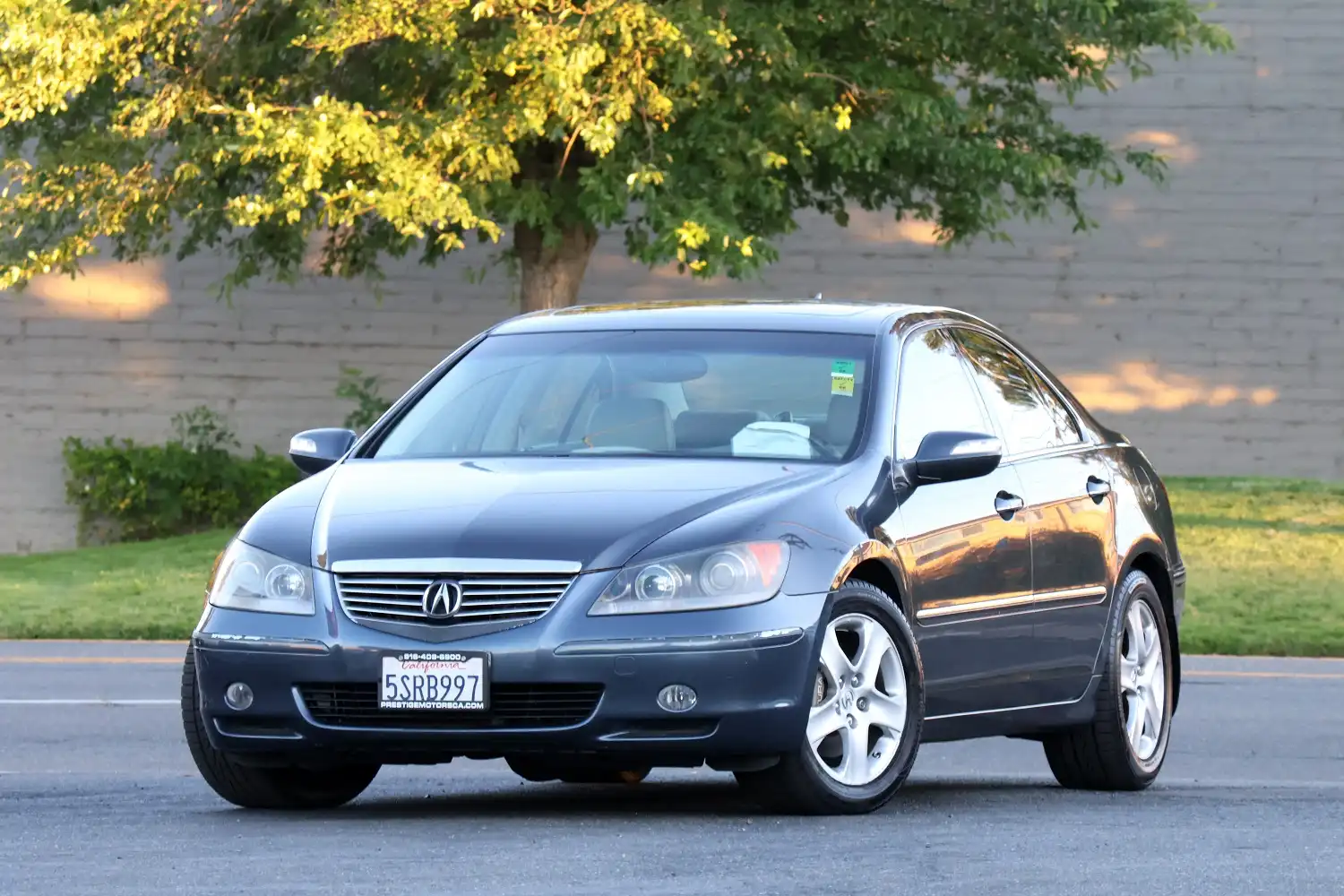 2005 Acura RL 3.5 (48-state only)'s photo