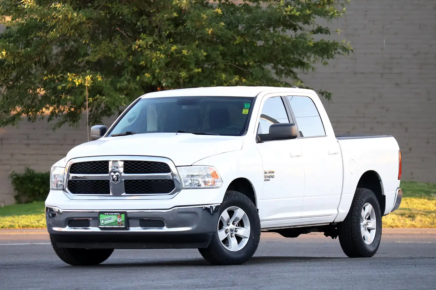 2021 RAM 1500 Classic SLT 4x4 Crew Cab 5'7's photo