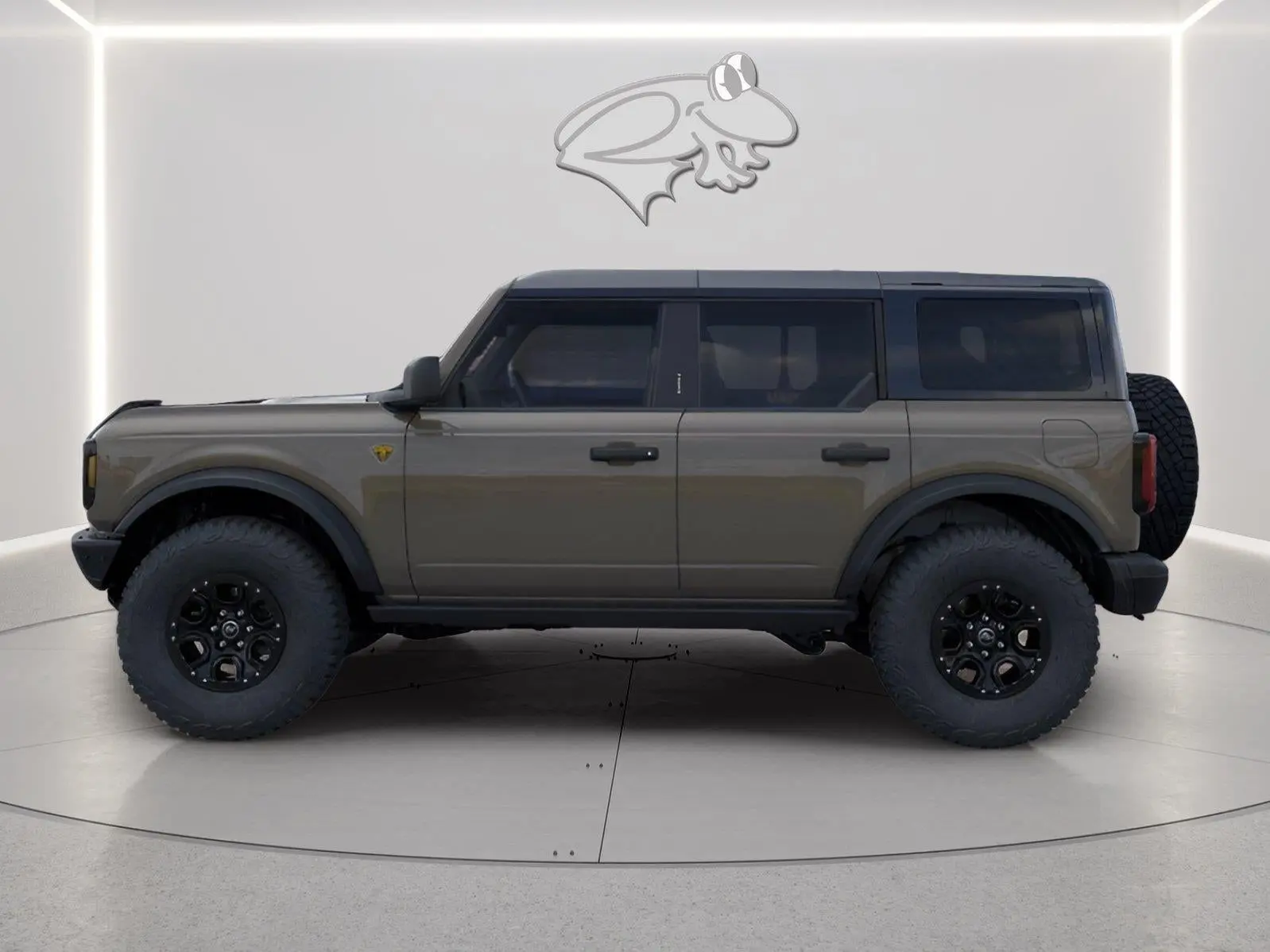 2026 Ford Bronco Badlands 4x4 photo 3