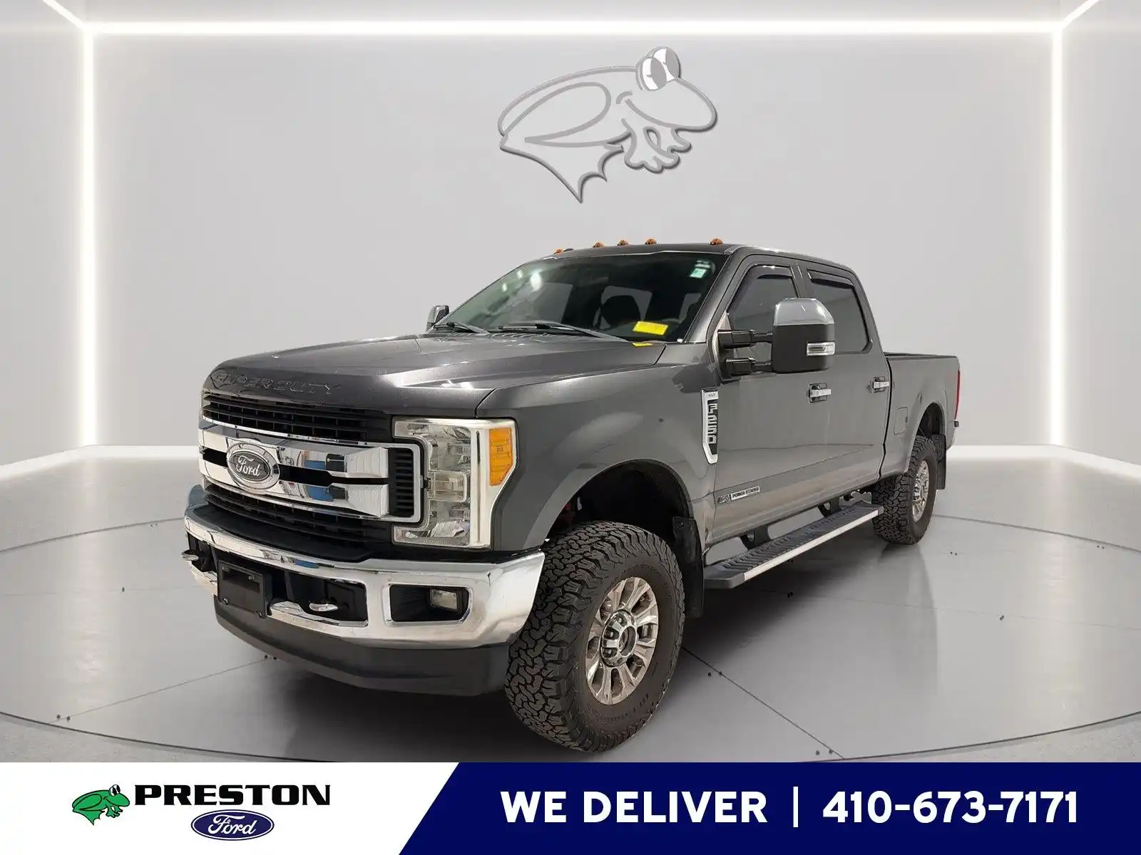 2017 Ford F-250 XLT 4WD Crew Cab 8' Box's photo