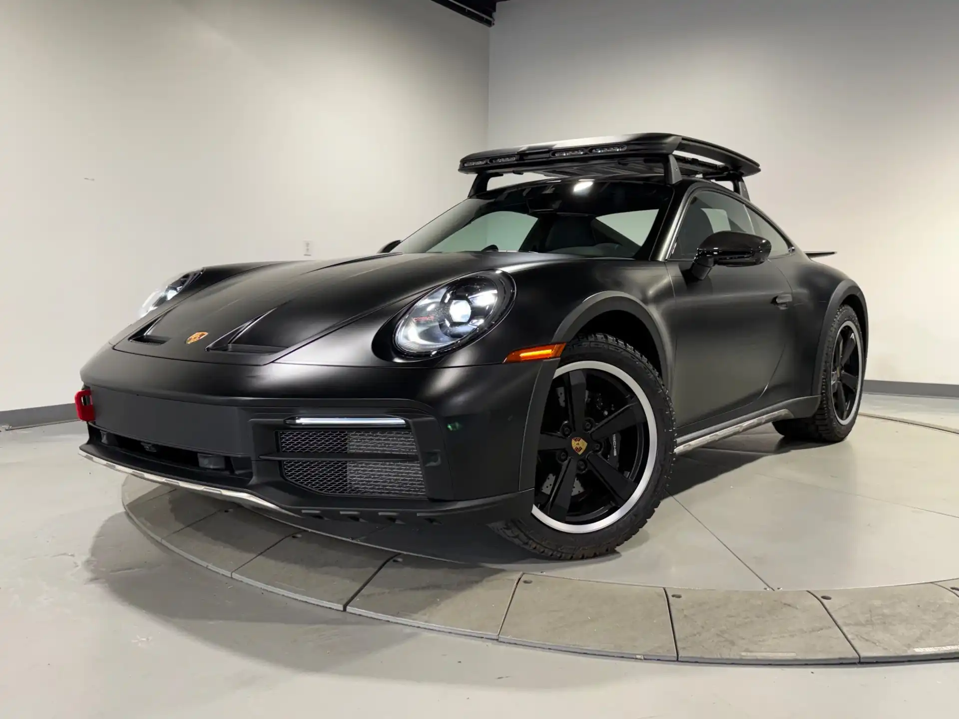 2024 Porsche 911 Dakar's photo