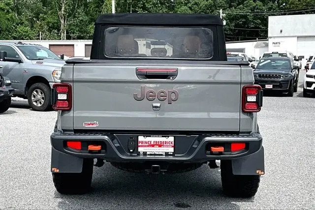 2021 Jeep Gladiator Mojave photo 4