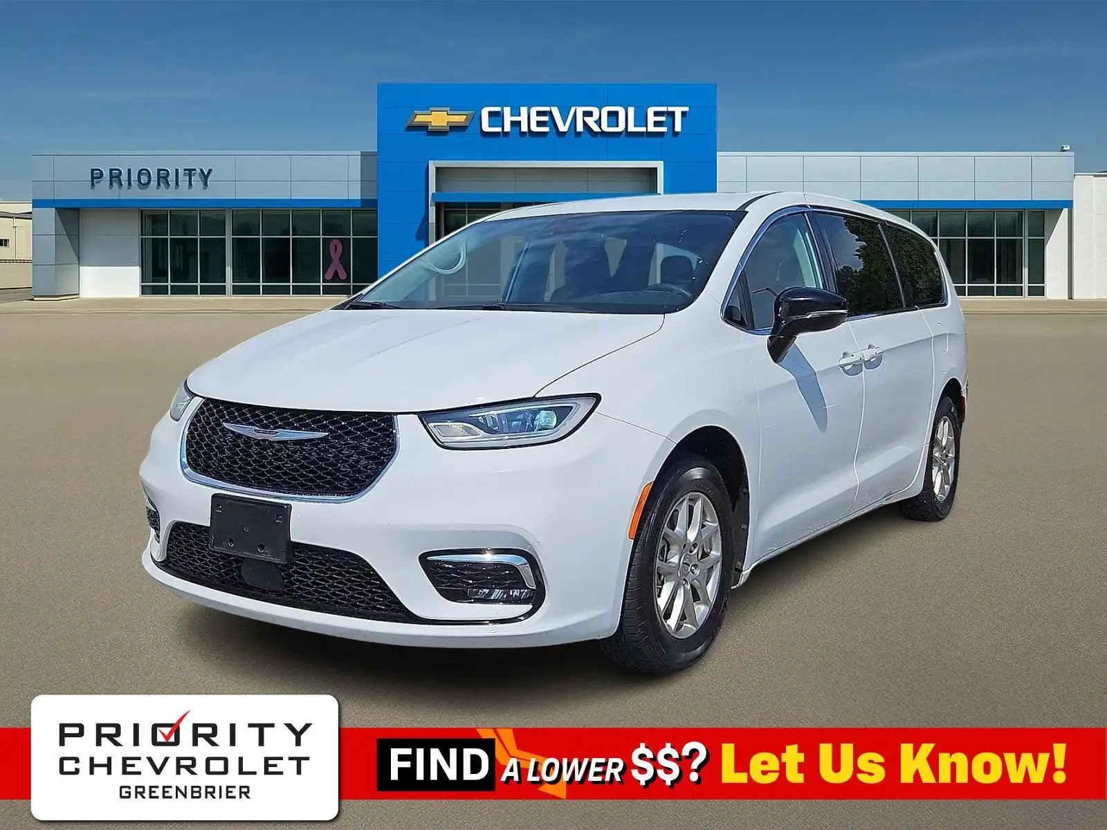 2024 Chrysler Pacifica Touring L's photo