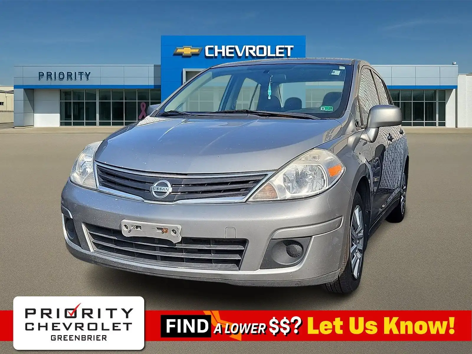 2011 Nissan Versa 1.8 S Auto's photo