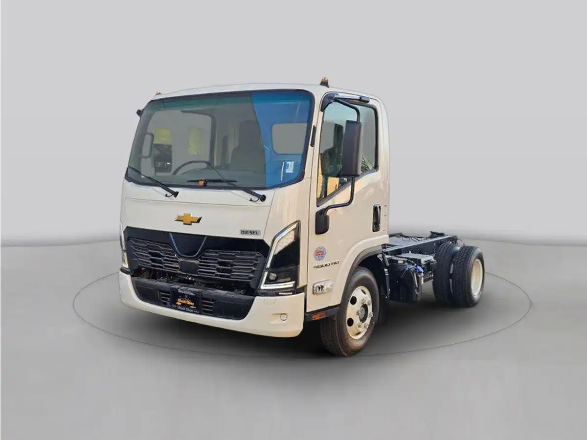 2025 Chevrolet Low Cab Forward 4500HD Diesel 109" WB Regular Cab's photo