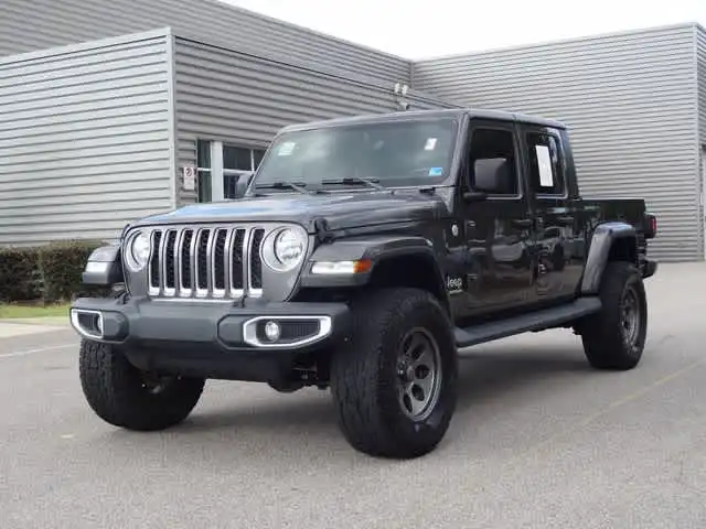 2021 Jeep Gladiator Overland's photo