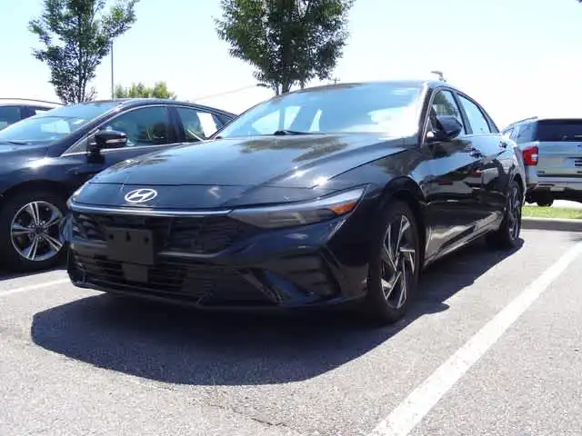 2024 Hyundai Elantra 2.0 SEL IVT's photo