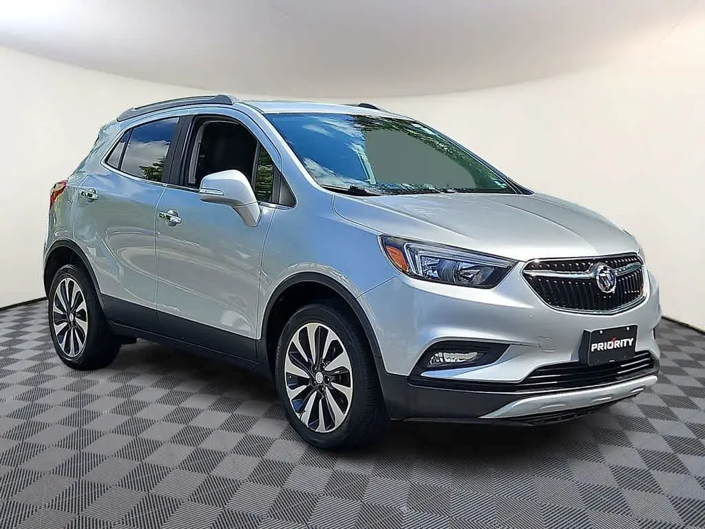 2017 Buick Encore Preferred 2 AWD photo 3