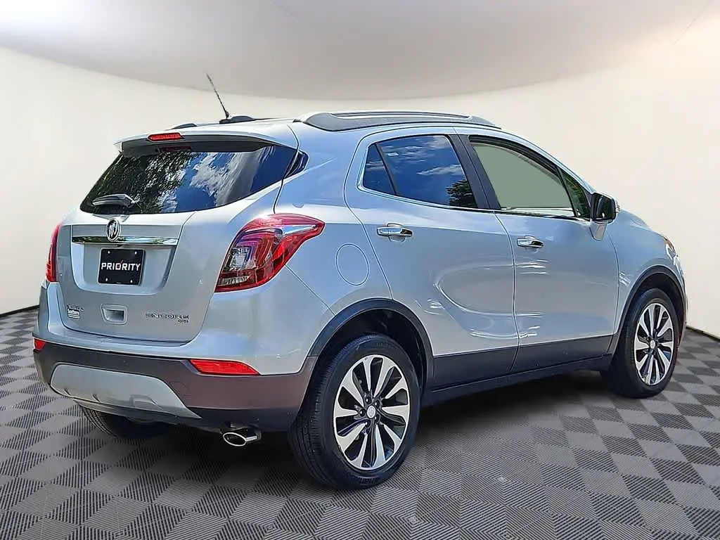 2017 Buick Encore Preferred 2 AWD photo 4