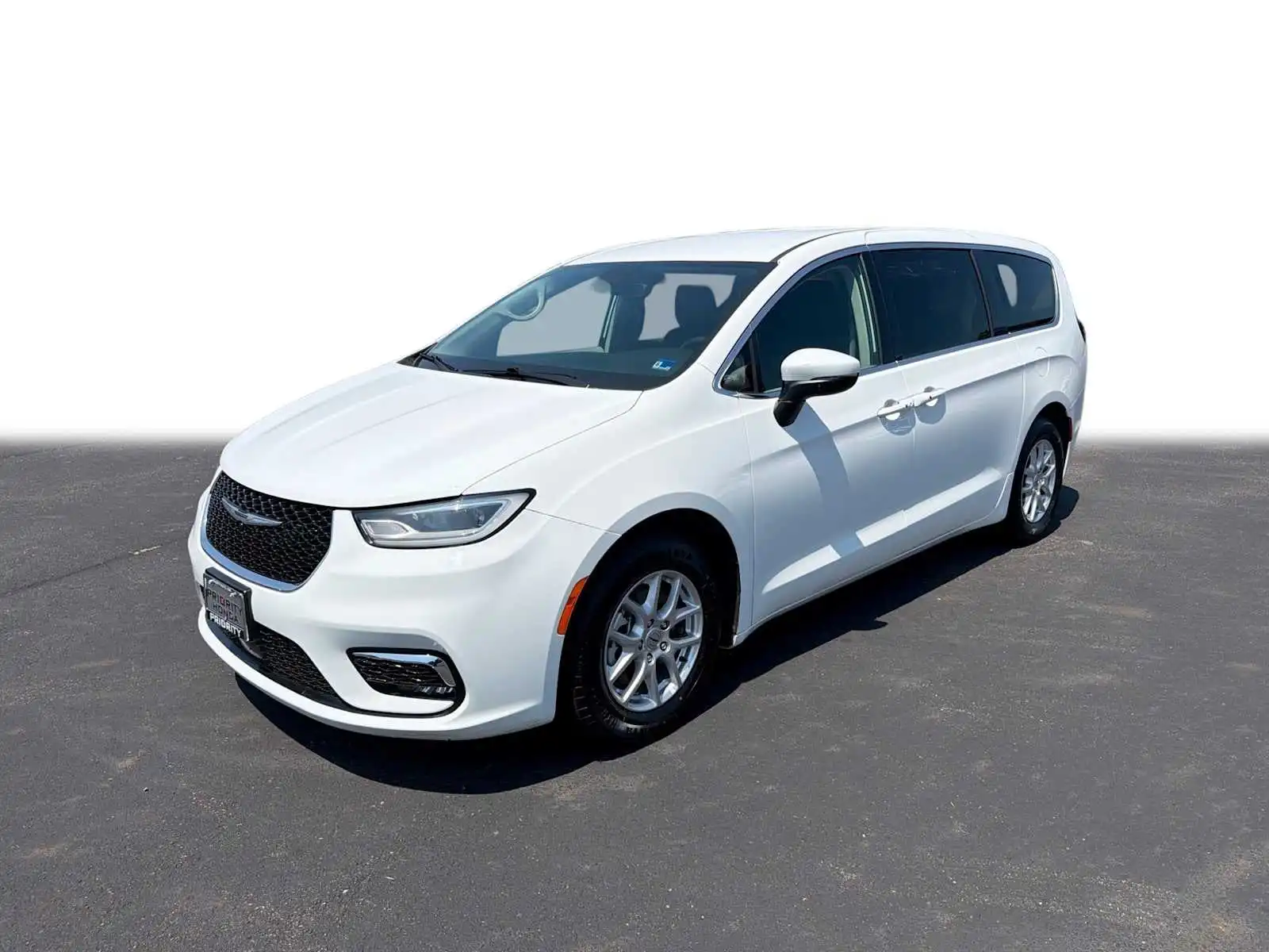 2023 Chrysler Pacifica Touring L's photo