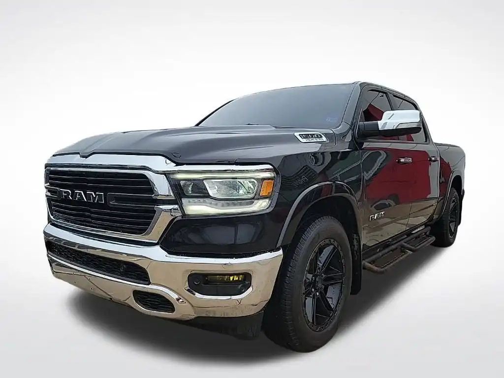 2020 RAM 1500 Laramie 4x4 Crew Cab 5'7's photo