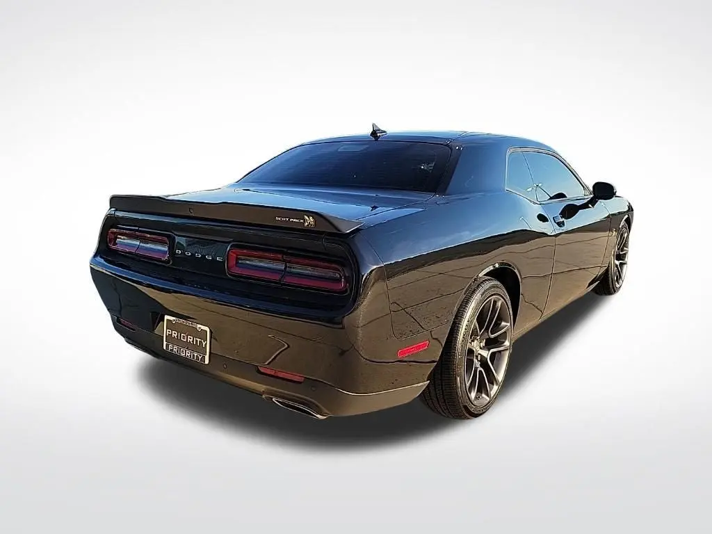 2021 Dodge Challenger R/T Scat Pack photo 4