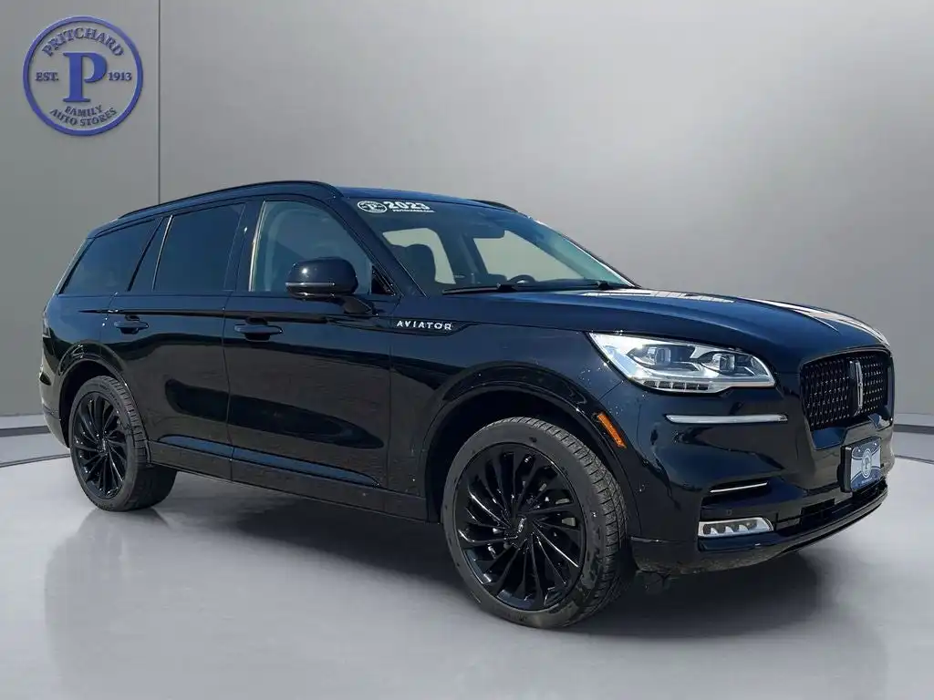 2023 Lincoln Aviator Reserve AWD's photo
