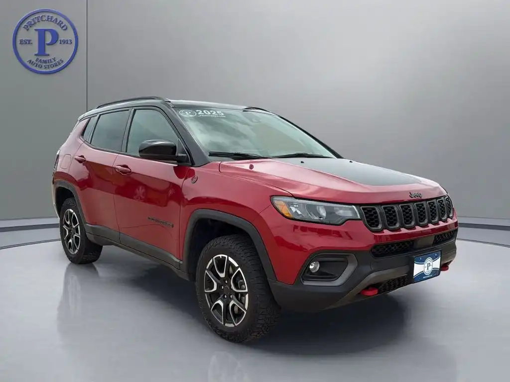 2025 Jeep Compass Trailhawk 4X4's photo