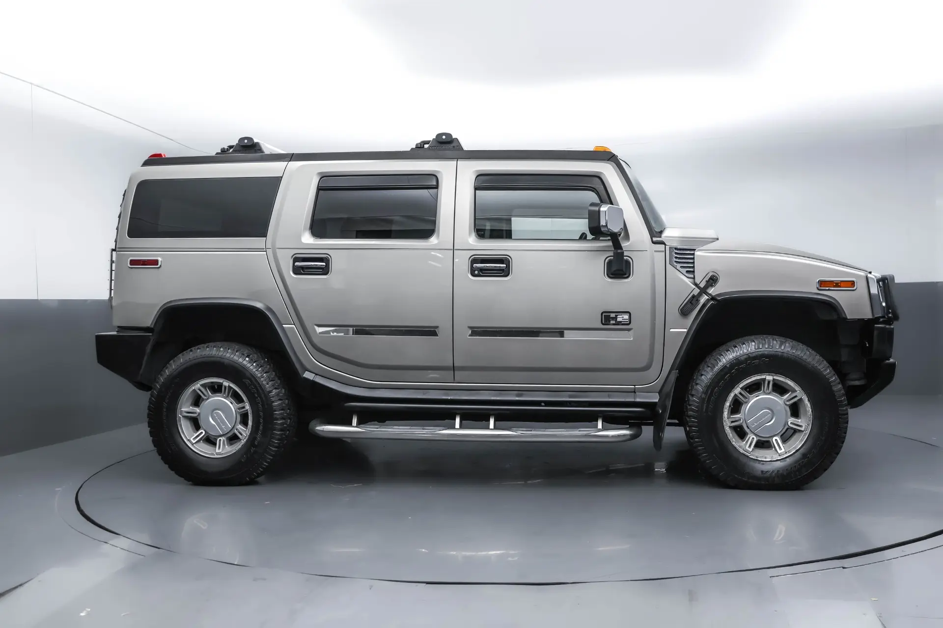 2003 Hummer H2 Base photo 3