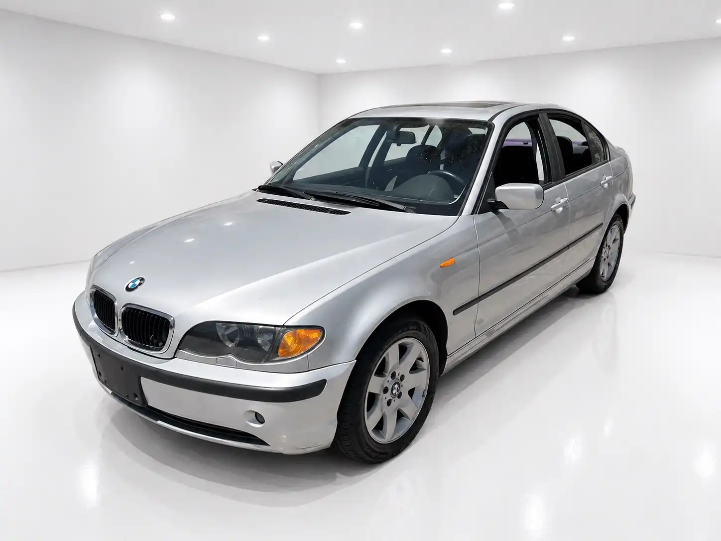 2002 BMW 3 Series 325xi's photo