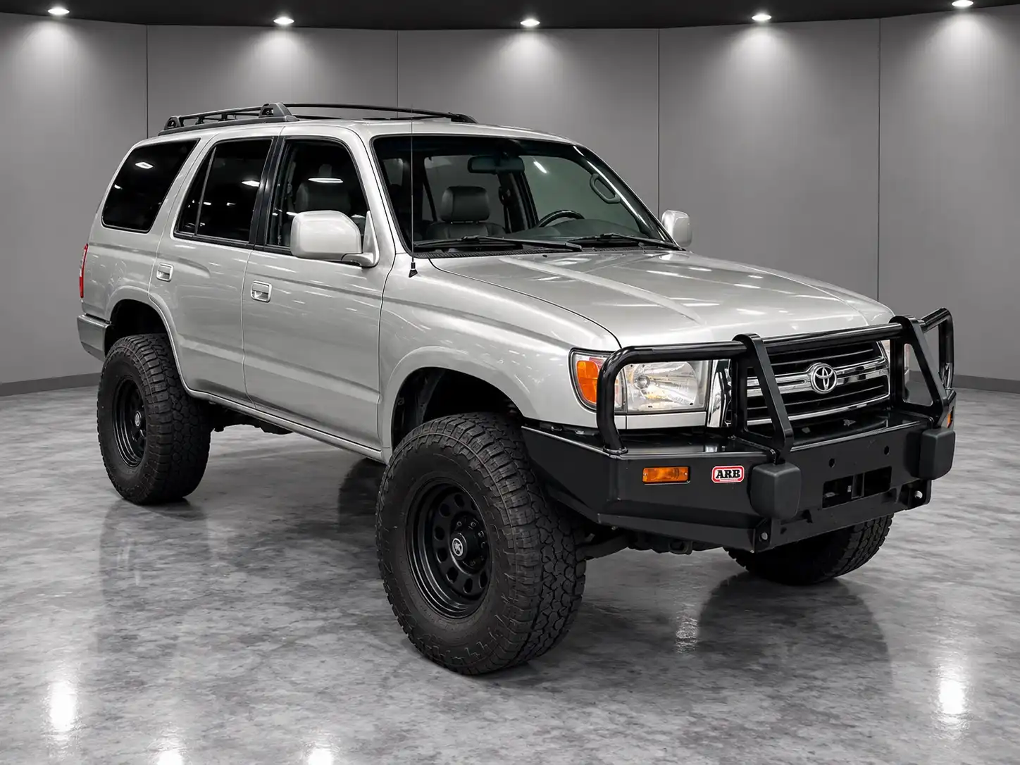 2000 Toyota 4Runner SR5 4WD 4AT's photo