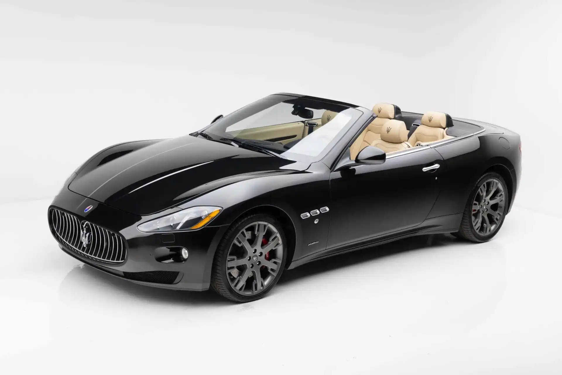 2015 Maserati GranTurismo Convertible's photo