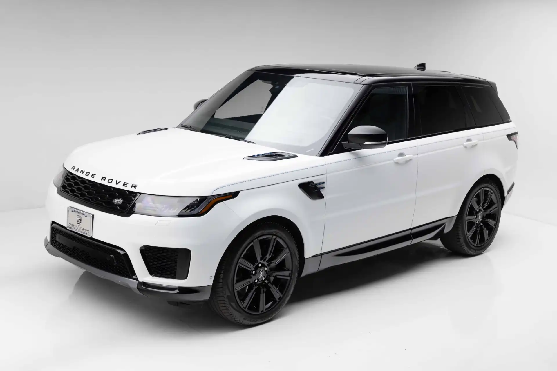 2022 Land Rover Range Rover Sport 3.0 MHEV HSE Silver Edition's photo