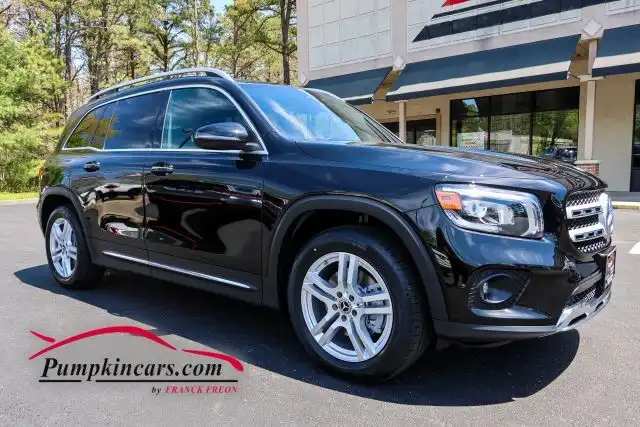 2021 Mercedes-Benz GLB GLB250 4MATIC's photo