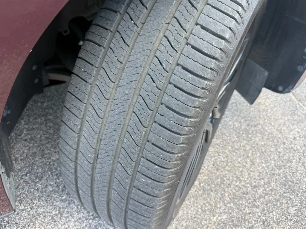 2021 Ford Edge ST-Line photo 4